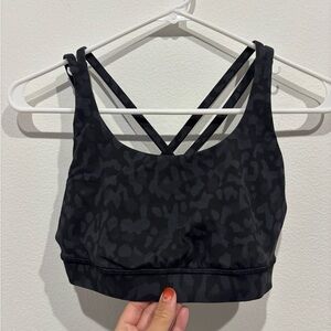 Lululemon Formation Camo Size 6 Energy Bra